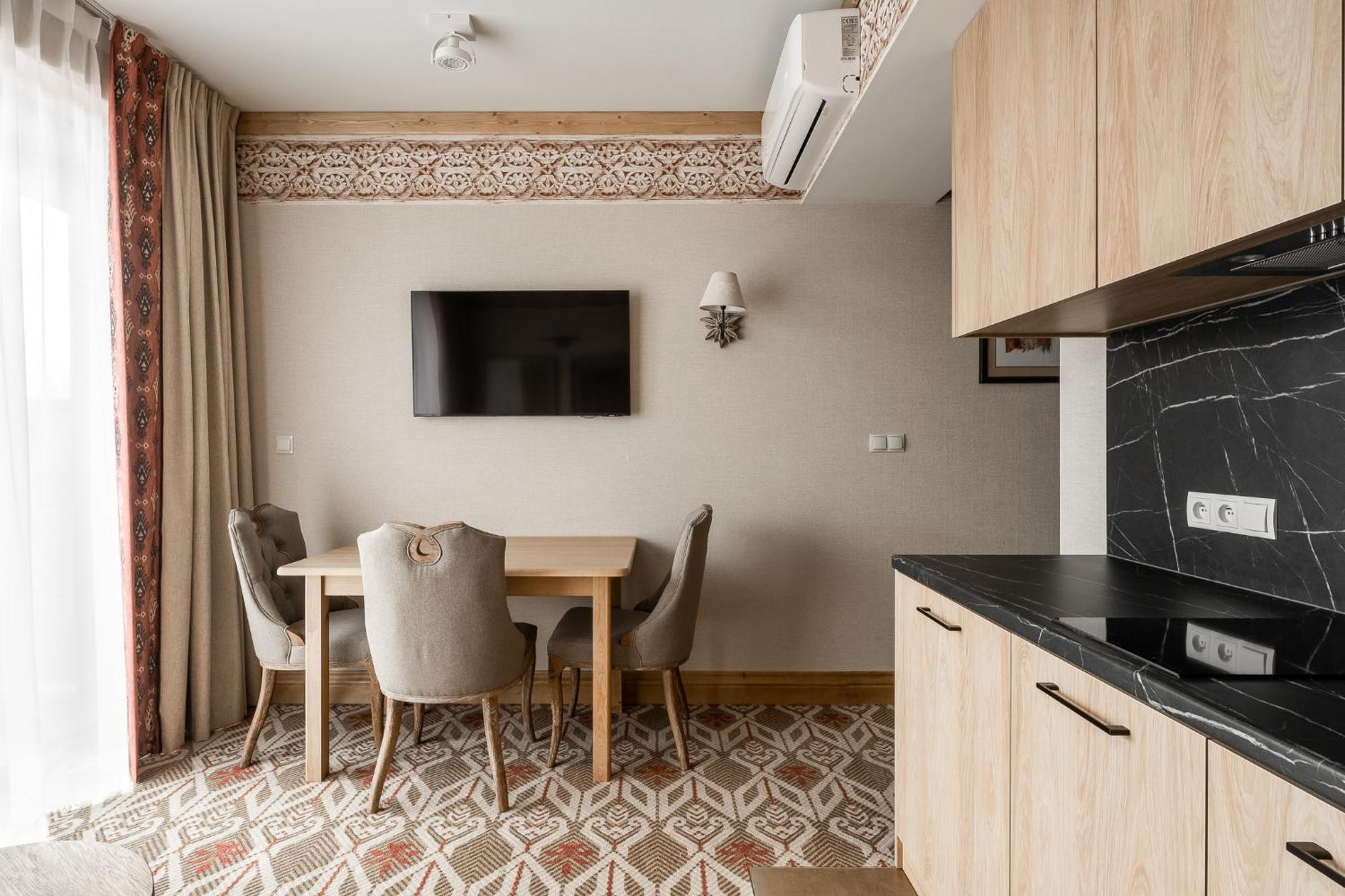בוקוווינה טטז'אנסקה Apartamenty Aries Residence Bukowina מראה חיצוני תמונה