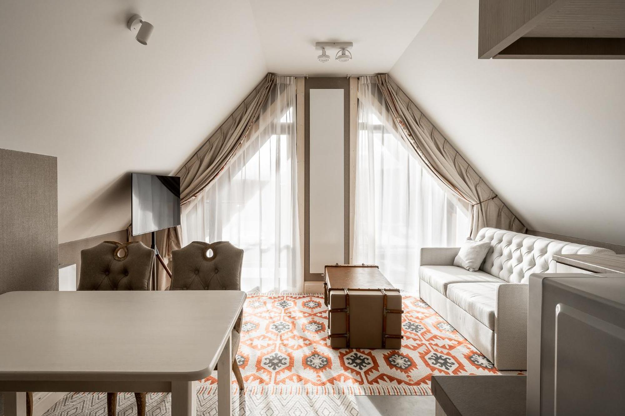 בוקוווינה טטז'אנסקה Apartamenty Aries Residence Bukowina מראה חיצוני תמונה