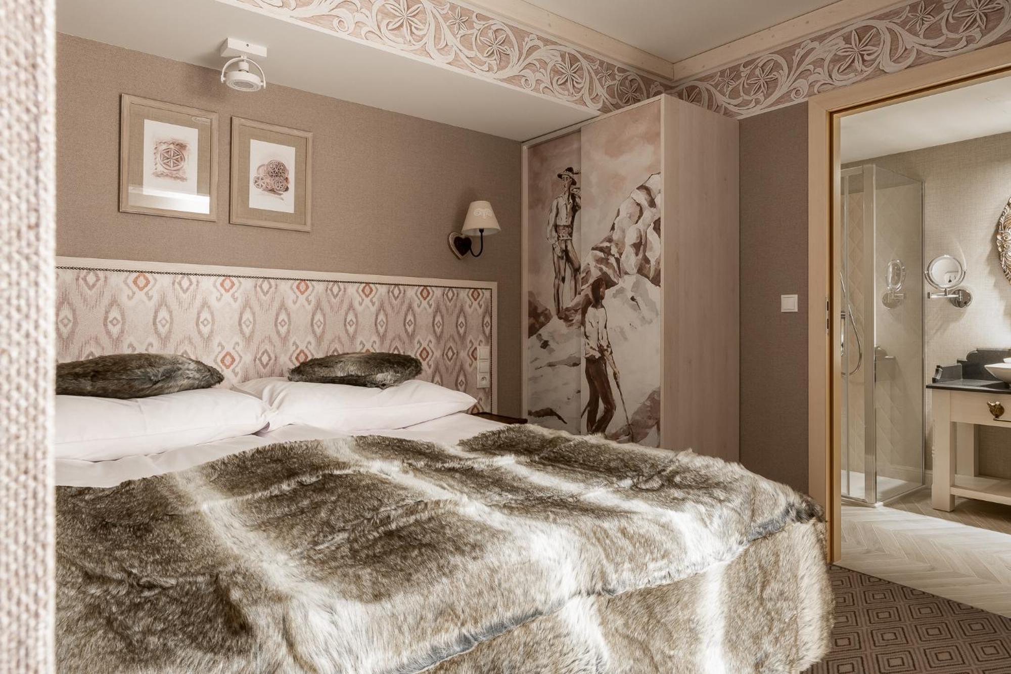 בוקוווינה טטז'אנסקה Apartamenty Aries Residence Bukowina מראה חיצוני תמונה