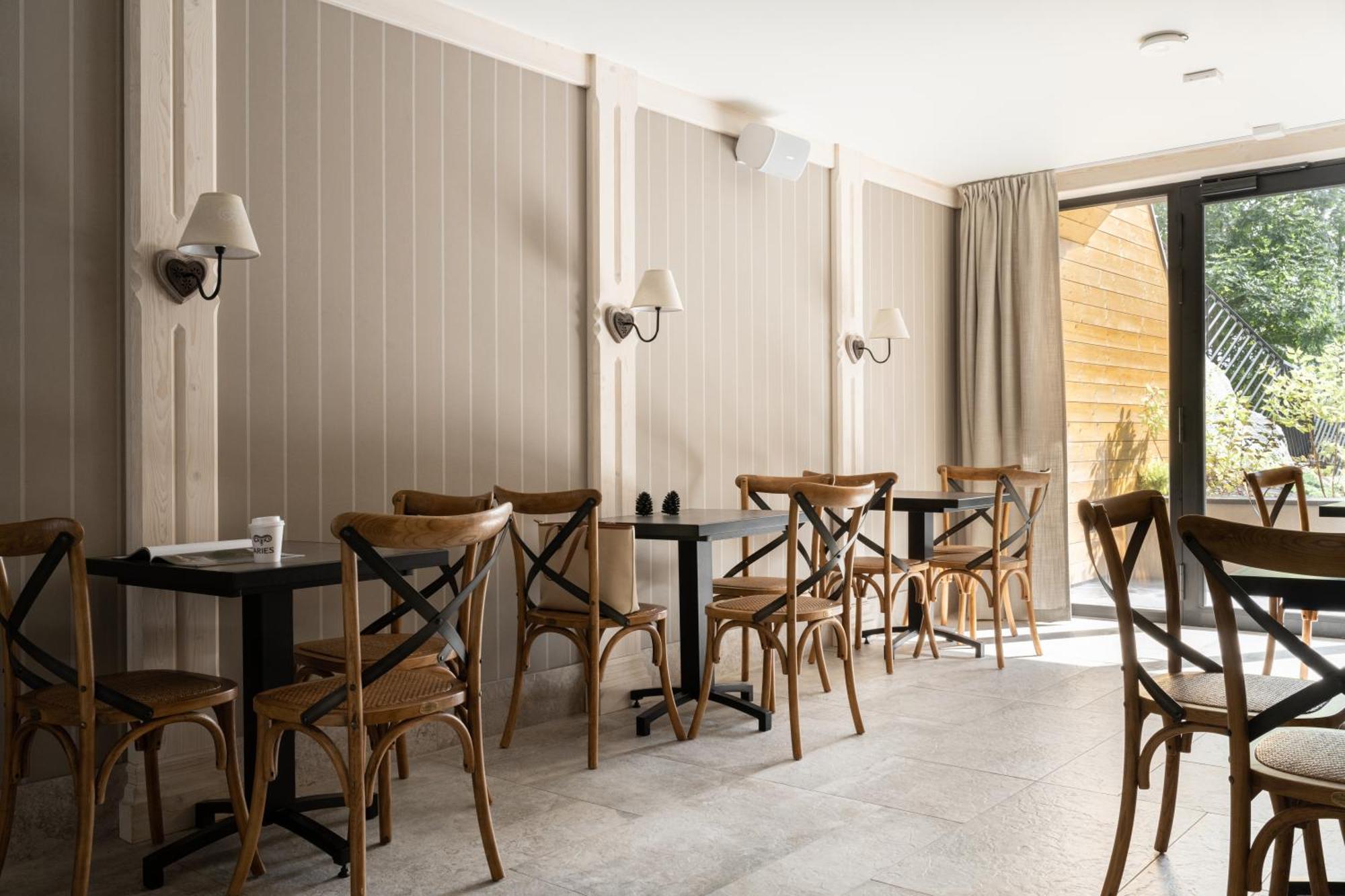 בוקוווינה טטז'אנסקה Apartamenty Aries Residence Bukowina מראה חיצוני תמונה